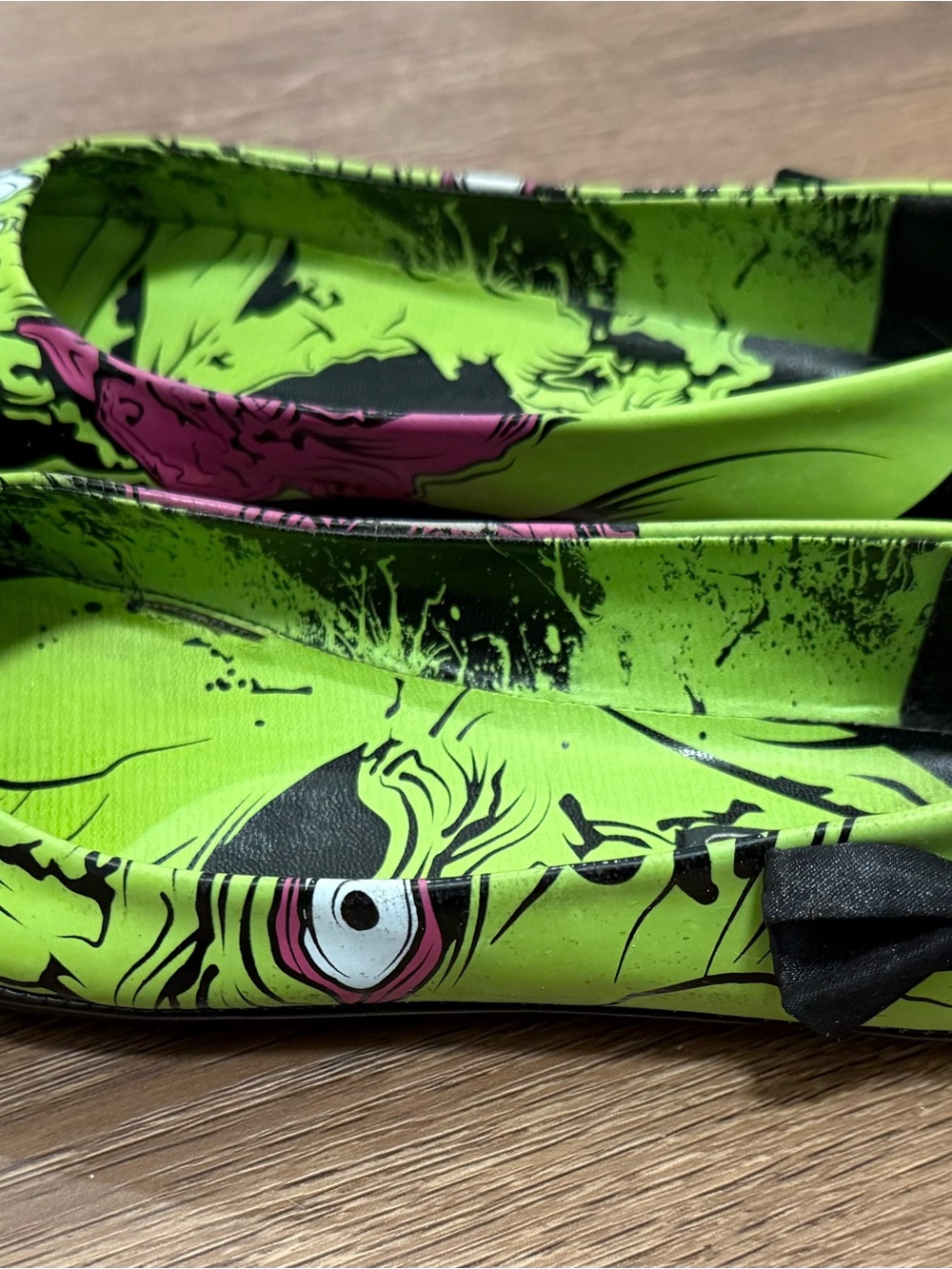 Iron Fist Zombie Stomper Flats, Green, Hot Topic 🖤 Goth, Punk, Emo, Scene - Picture 2 of 9